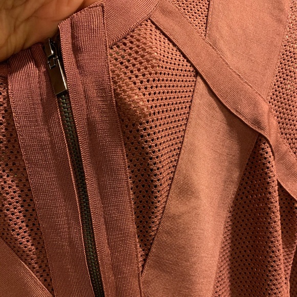 Sexy form fitting see through material dress - Picture 2 of 11